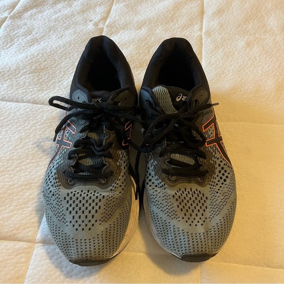 Men's Asics 1011A837 Running Shoes Size 9 - Picture 1 of 7